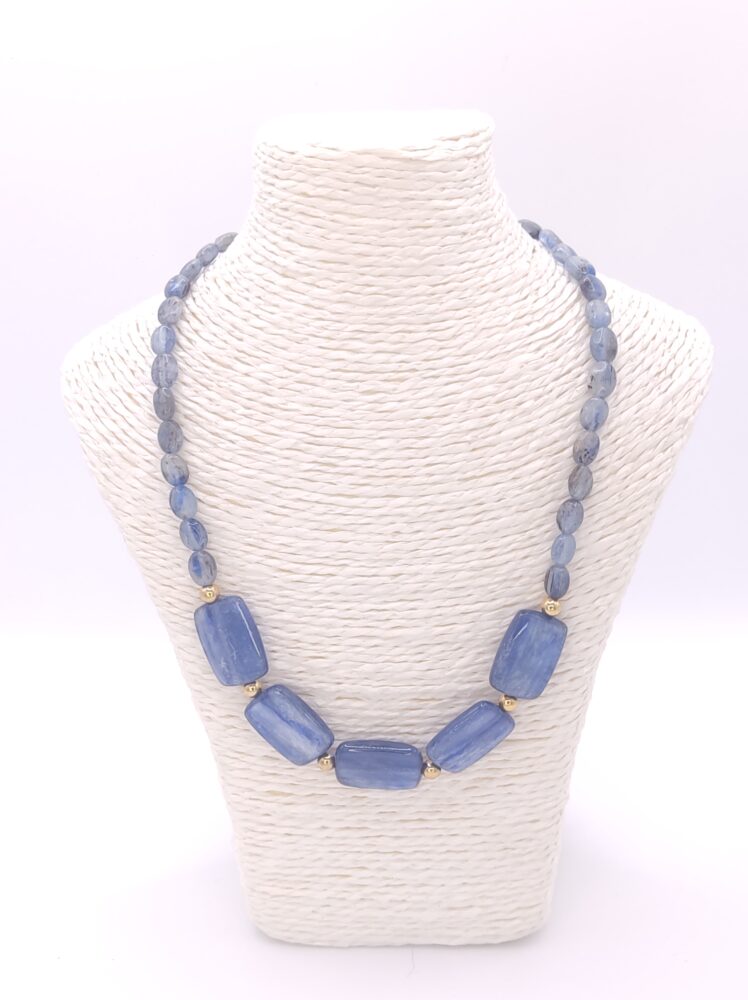 cianita o distena collar