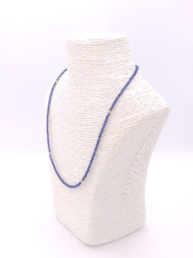 Collar de Lapislázuli natural facetado